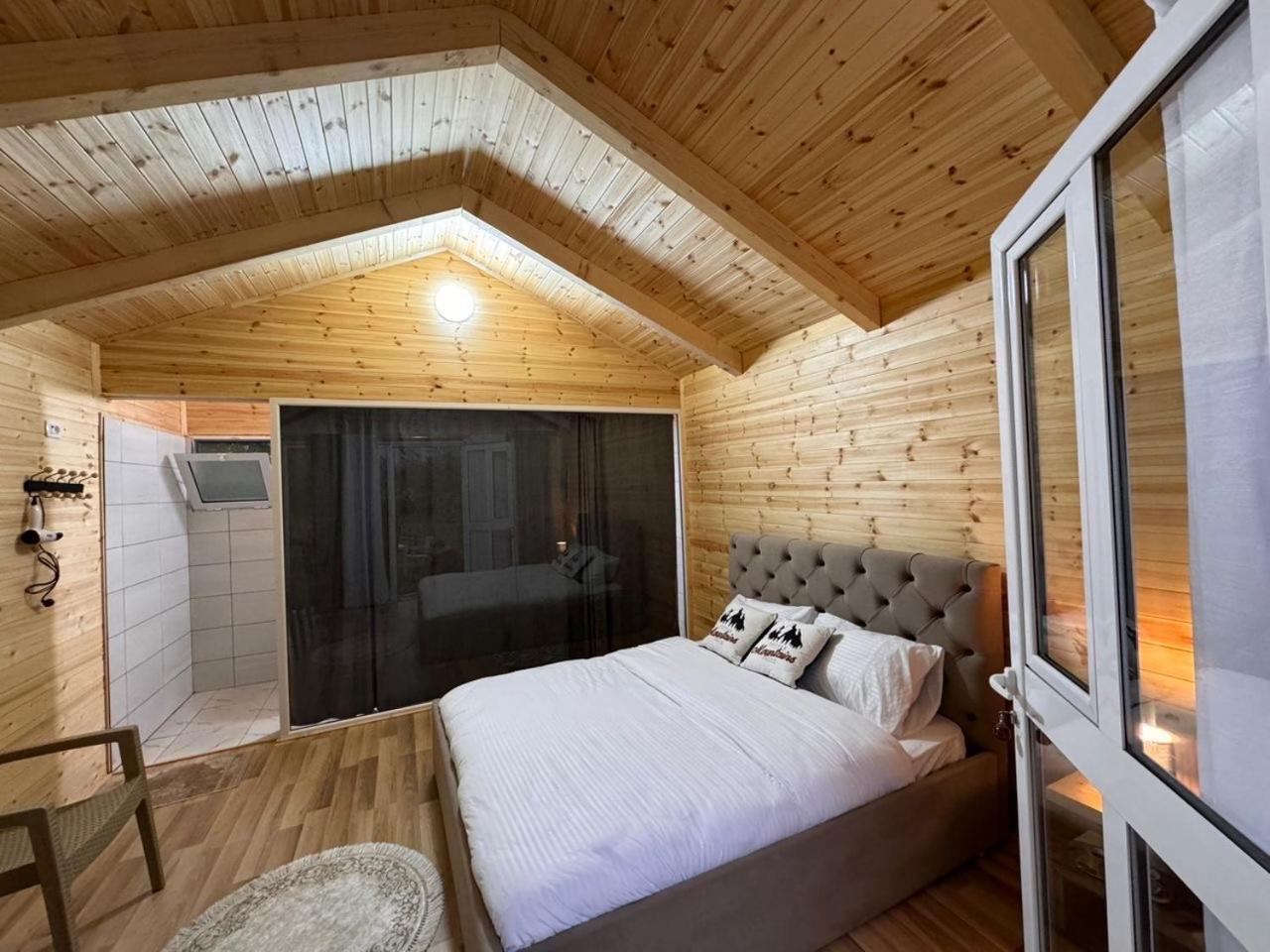 Thethi Mountain Villas Екстериор снимка