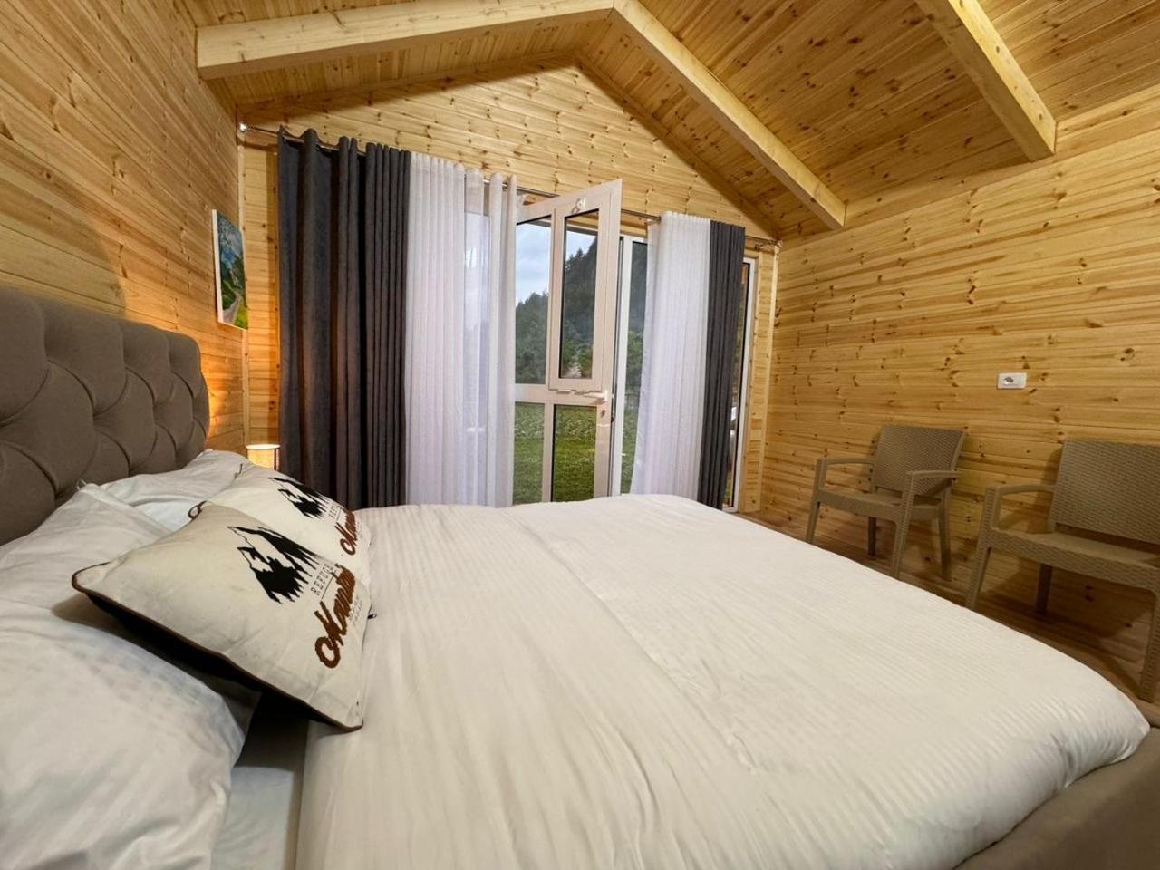 Thethi Mountain Villas Екстериор снимка