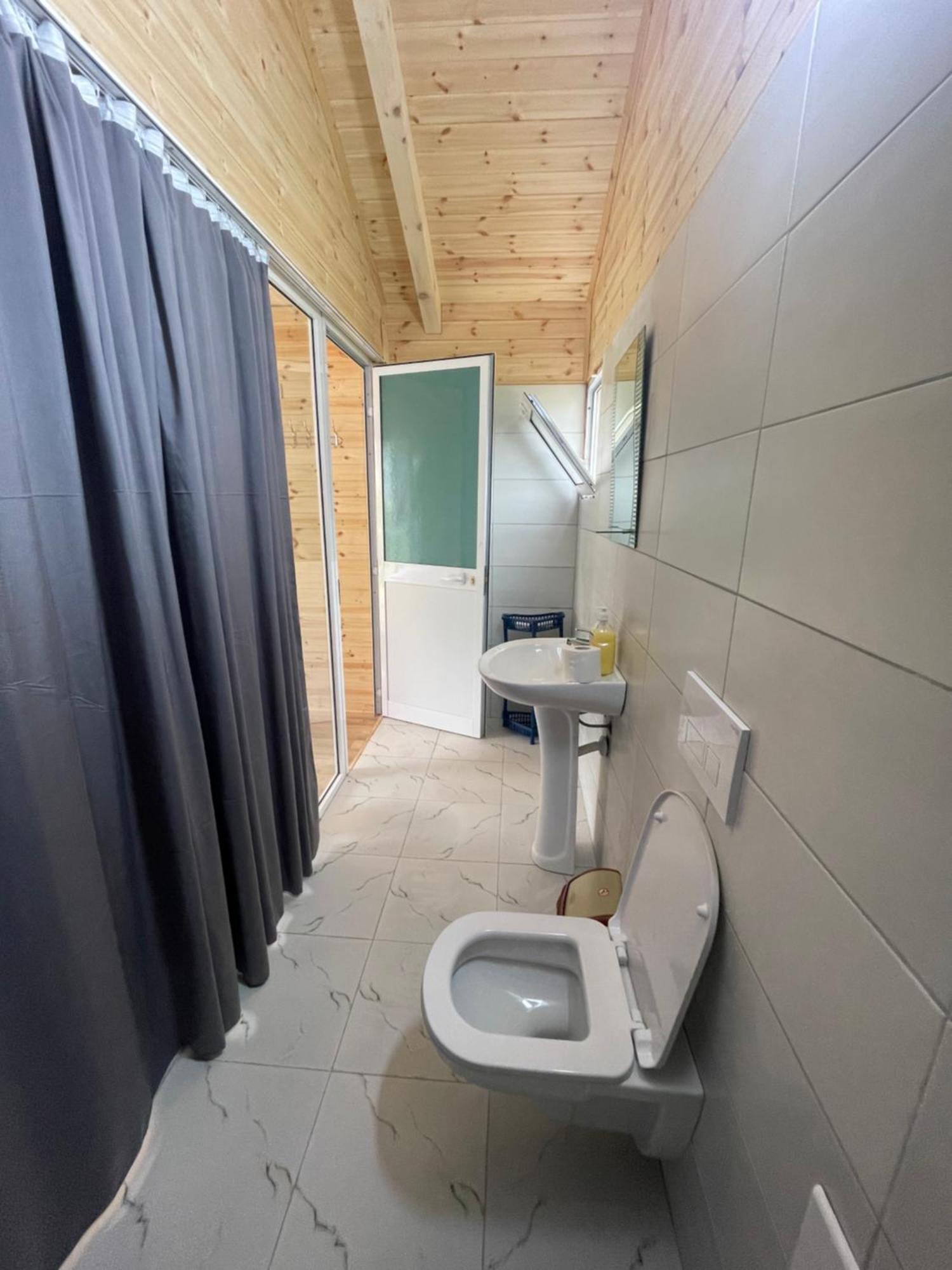 Thethi Mountain Villas Екстериор снимка
